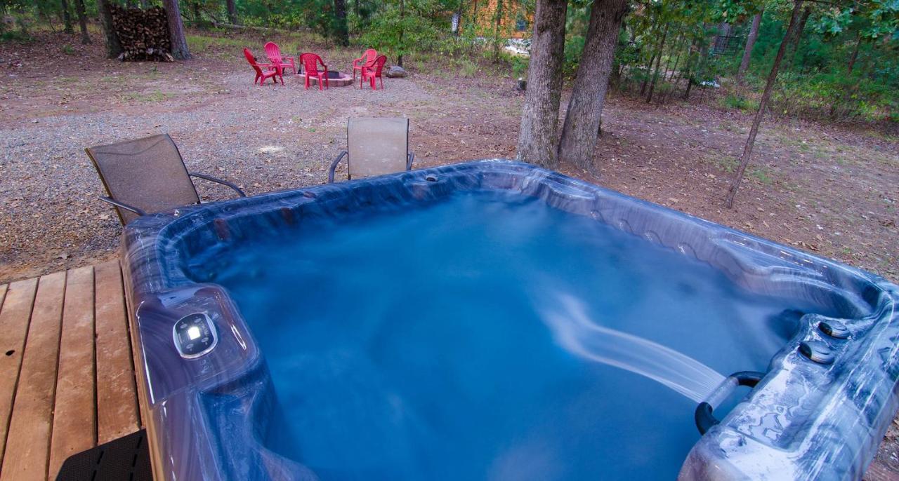 Shine On Harvest Moon W Bbq Villa Broken Bow Exterior photo